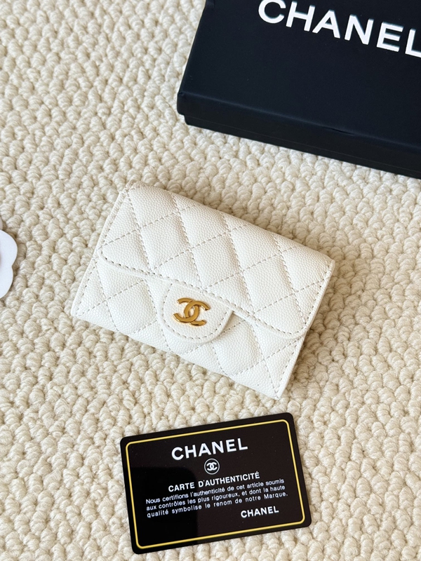 コピーシャネル激安財布側面デザイン